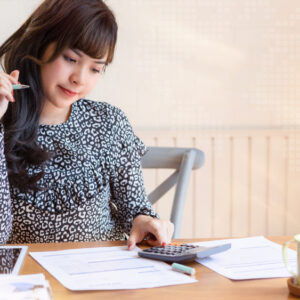 儲蓄保險的非保證回報會否被保險公司誇大？