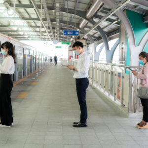 【最新口罩令】3月1日起室內、室外毋須再佩戴！所有社交距離措施結束！