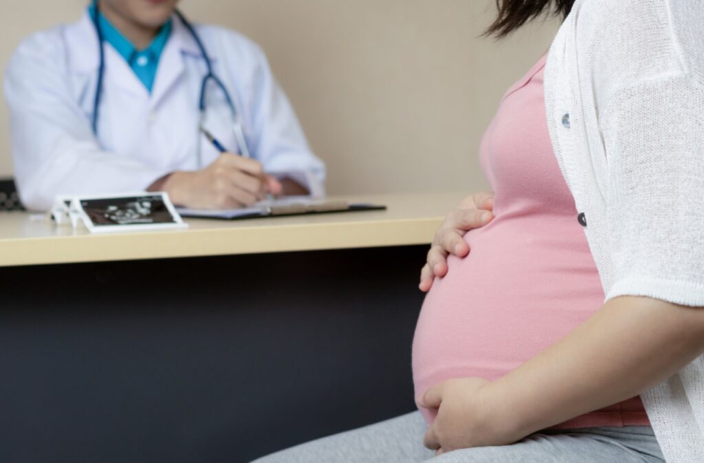 【產前檢查懶人包】政府產檢流程+比較私家收費！