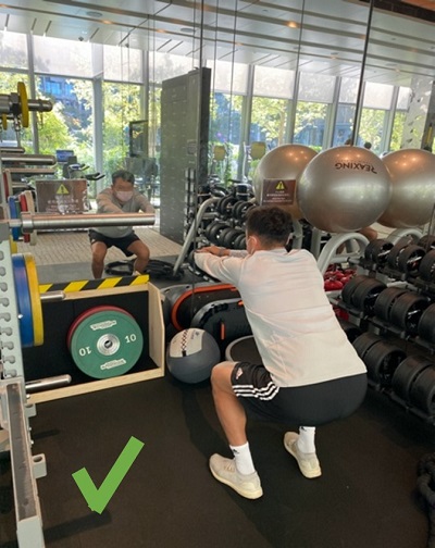 深蹲-正確姿勢3