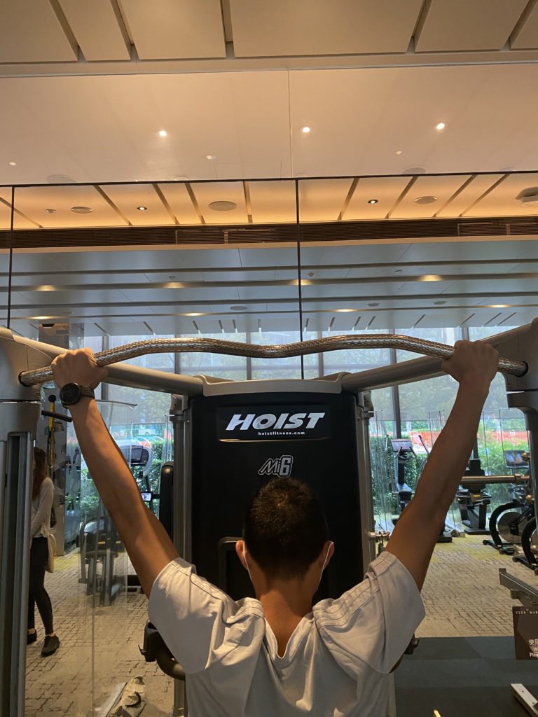 引體上升寛握距