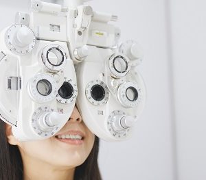 【驗眼價錢2024】比較理大、眼鏡88、醫院診所驗眼收費及項目