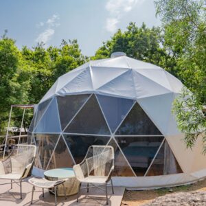 露營懶人選項︰11 大 Glamping／露營車地點推介+準備清單！