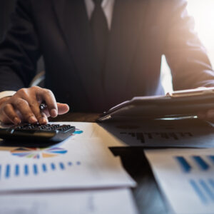 【公司報稅教學 2025】報稅表幾時交？虧損點做？8 項免稅額一覽