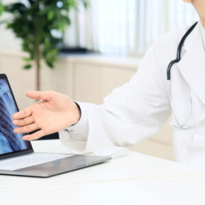 【肺癌治療】邊種方法成功率最高？比較最新治療方案及費用