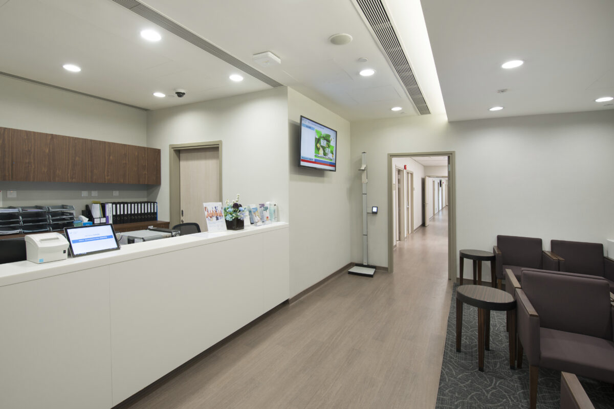 【內科】診所/專科中心地址、預約電話、服務時間、收費一覽 Bowtie