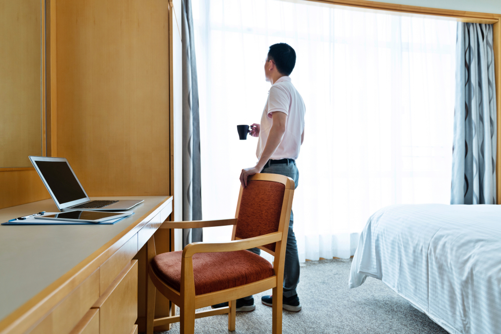 【逆向隔離】有具體落實時間表？在內地確診可以claim保險嗎？