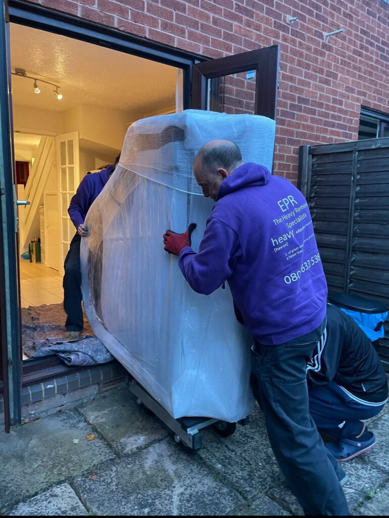 移民英國技door to door 搬運