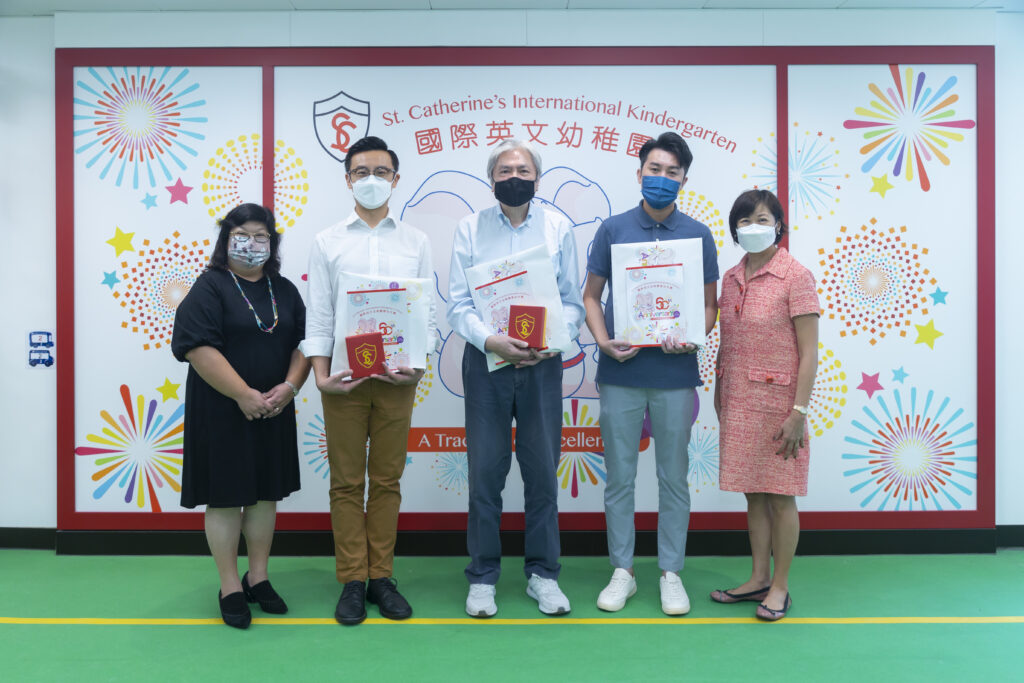 Bowtie與EVIGarten合推護眼動畫   曾俊華粉墨登場今於國際英文幼稚園首映