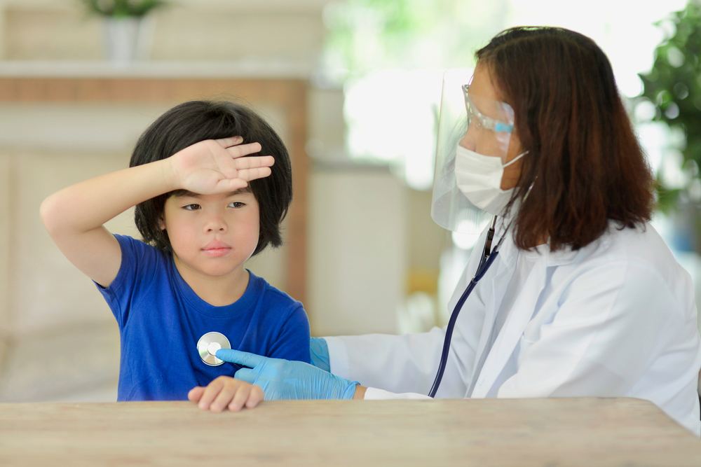 香港兒科醫生邊個好？即睇收費及公私營選擇