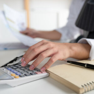 通脹令到百物騰貴？Bowtie公司醫保點樣維持低保費？