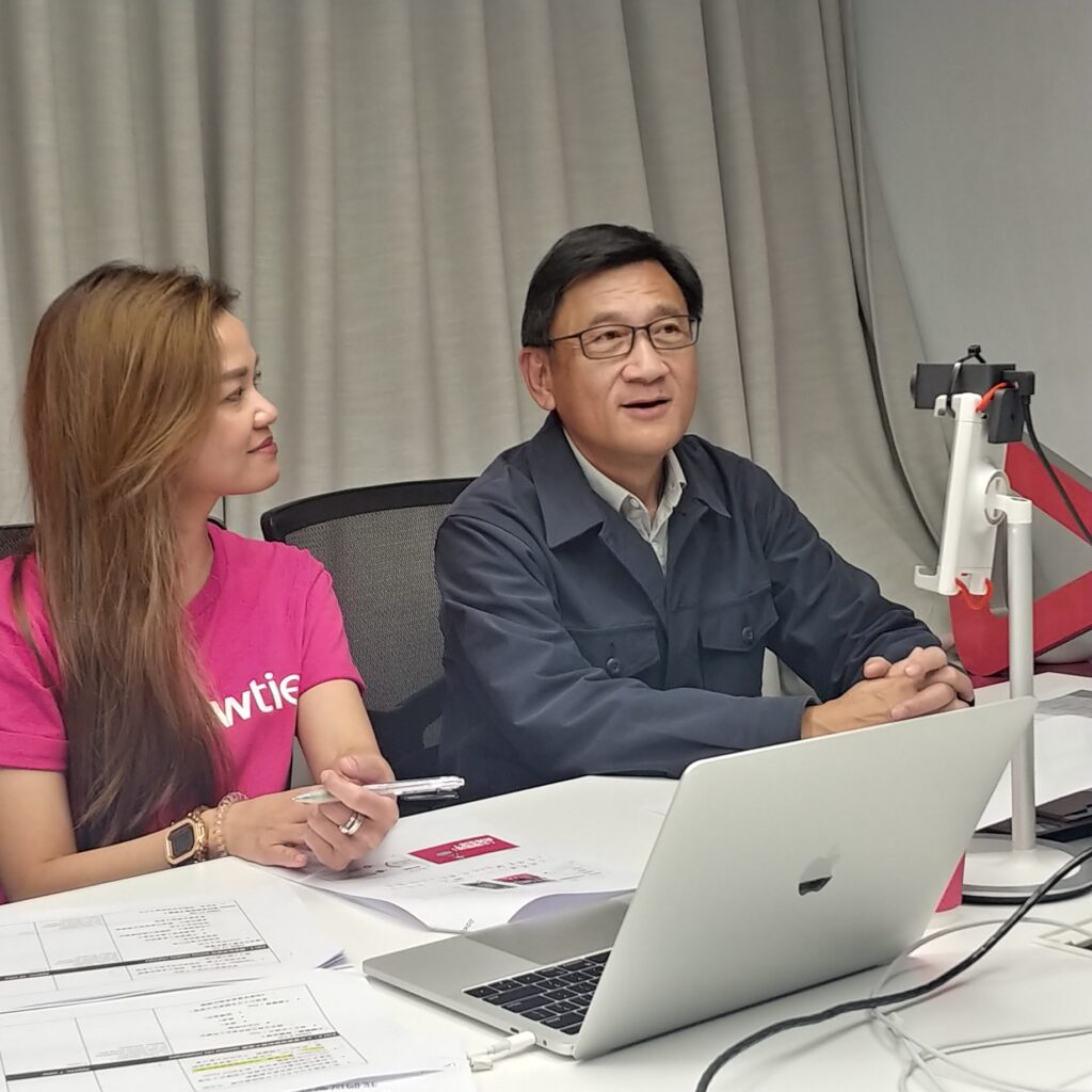 調查結果由香港浸會大學工商管理學院 (CHRSD) 管理學系教學顧問及人力資源策略及發展研究中心副主任(諮詢服務) 葉偉光博士（Dr. Felix Yip）即場分析。