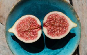 【無花果】中醫詳解功效、禁忌及正確食法！（附湯水食譜）