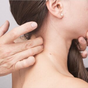 頸椎痛/移位有何原因？如何改善頸椎問題？