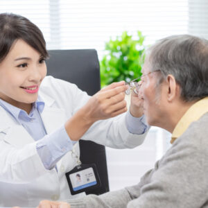 政府眼科門診排期要等幾耐？了解收費、急症、新症預約方法