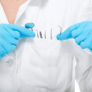 屯門牙醫邊個好？牙科診所名單整合(附營業時間+地址+電話)