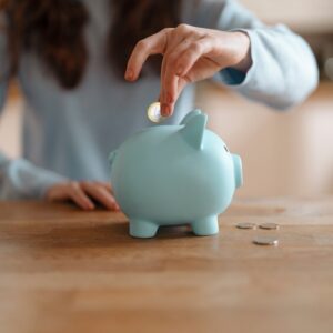 年金與儲蓄保險有何分別？4大因素評估哪款適合你