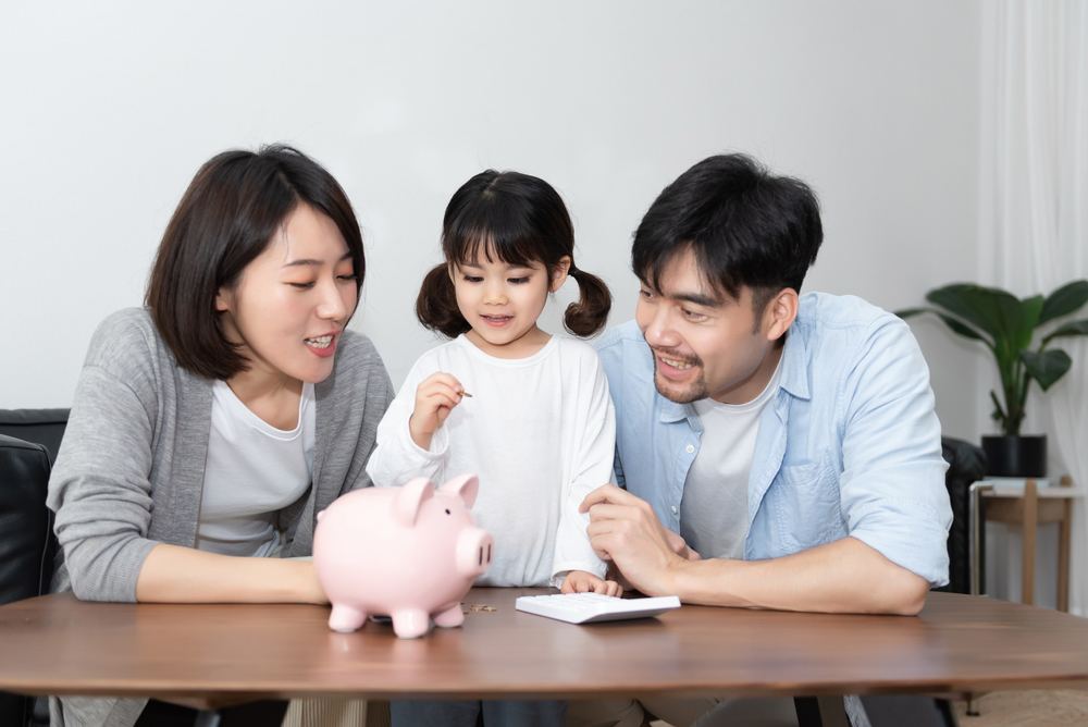 【教育基金2025】幫子女儲錢邊間好？唔一定要用儲蓄保險？