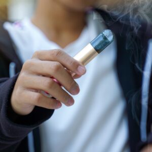 太空油毒品會導致死亡！跟電子煙有甚麼分別？成分、副作用一覽