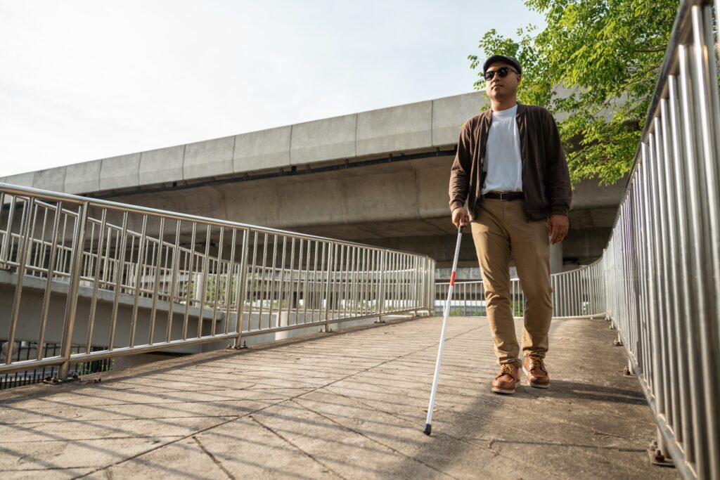 【失明】了解成因、種類、前兆、治療及預防方法