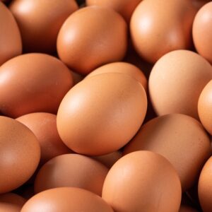 【雞蛋】5大功效、好處、食用禁忌（附營養＋卡路里）