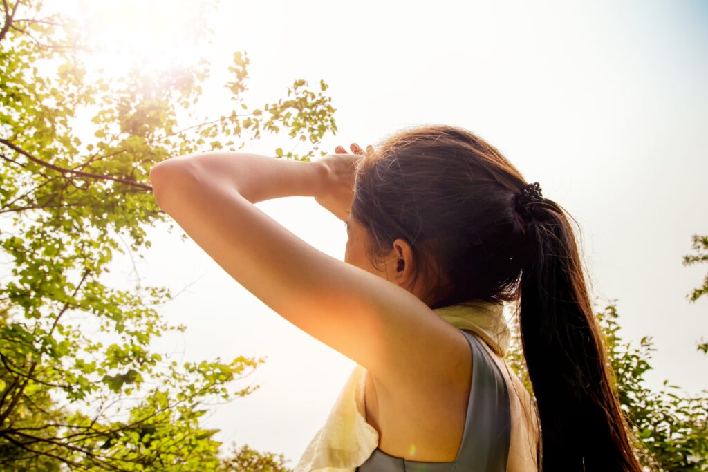 防曬推薦：嚴選15款防曬噴霧、乳液、面霜產品（附選擇貼士）