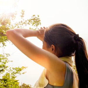 防曬推薦：嚴選15款防曬噴霧、乳液、面霜產品（附選擇貼士）