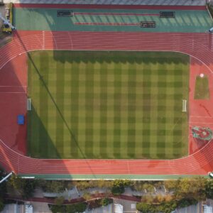 【將軍澳運動場】開放時間、設施、停車場與交通