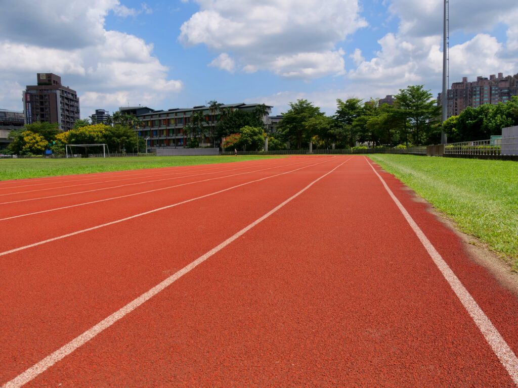 【沙田運動場】開放時間、設施、停車場與交通