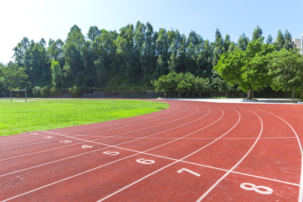 【天水圍運動場】開放時間、設施、停車場與交通