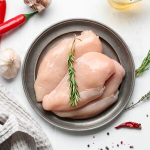 【雞胸肉】了解6大功效、卡路里、食用禁忌（附營養及食譜）