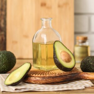 【牛油果油​】了解6大功效、卡路里、食用禁忌（附營養及食譜）