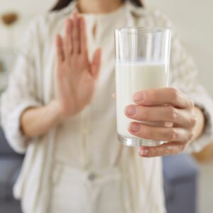 【牛奶】了解6大功效、卡路里、食用禁忌（附營養及食譜）