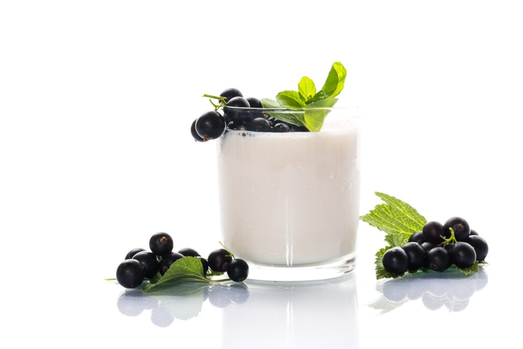 【希臘乳酪】了解6大功效、卡路里、食用禁忌（附營養及食譜）