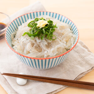 【白飯魚】了解6大功效、卡路里、食用禁忌（附營養及食譜）