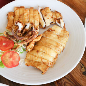 【墨魚】了解6大功效、卡路里、食用禁忌（附營養及食譜）