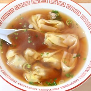 【雲吞】了解6大功效、卡路里、食用禁忌（附營養及食譜）