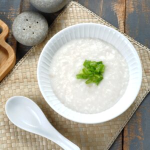 【白粥】了解6大功效、卡路里、食用禁忌（附營養及食譜）
