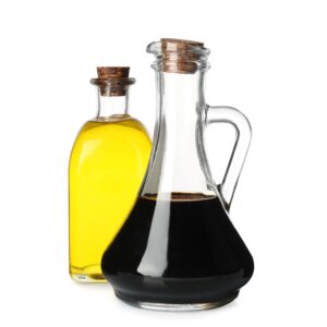 【黑醋】了解6大功效、卡路里、食用禁忌（附營養及食譜）