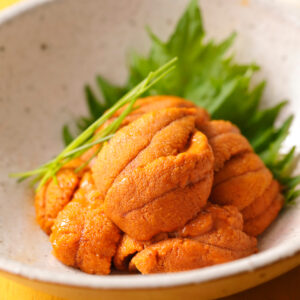 【海膽】了解6大功效、卡路里、食用禁忌（附營養及食譜）