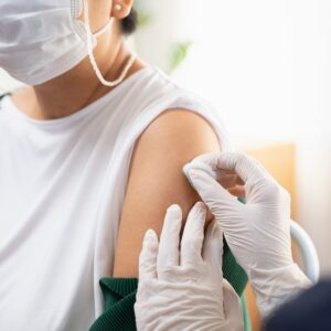 【企業流感疫苗接種】公司醫保包唔包流感針？