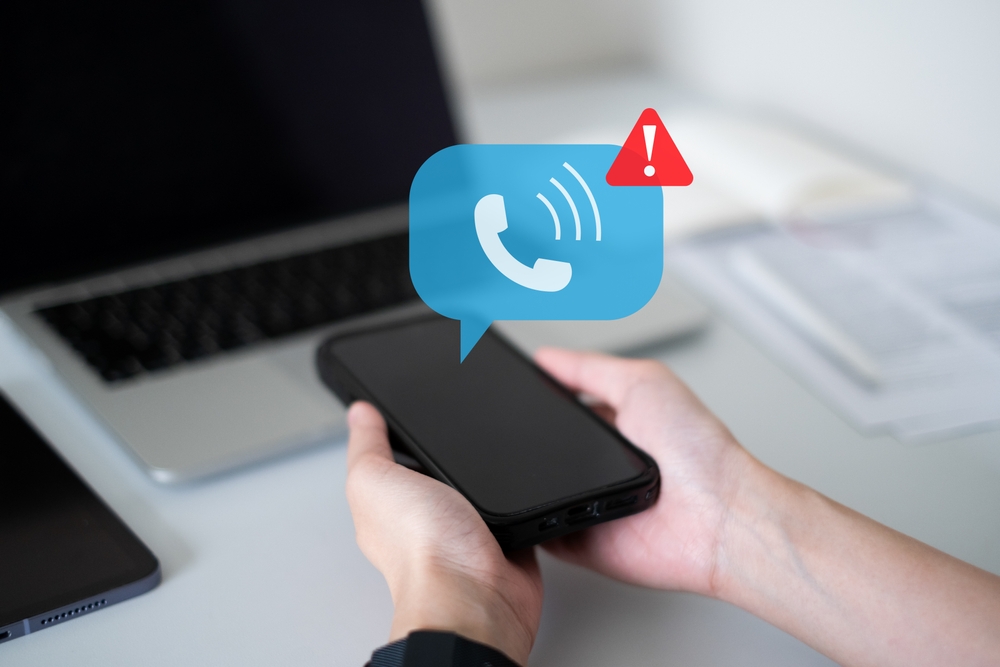 香港最新詐騙手法：拆解扮官員電話、釣魚連結、網戀及求職騙局