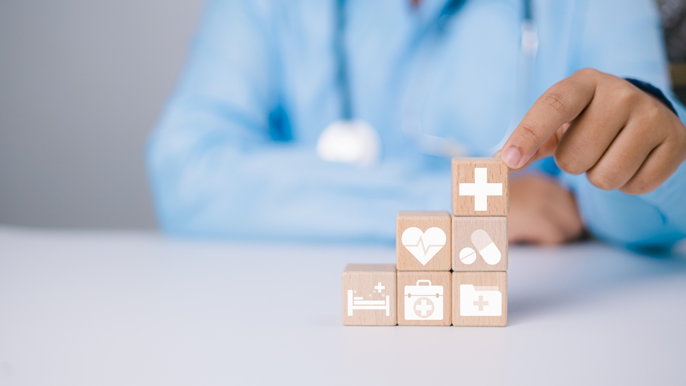 Bowtie自願醫保＋戰癌保一齊買有咩好？每月幾錢？