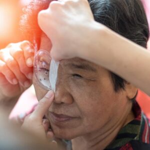 【白內障手術費用2026】公立／私家醫院／診所收費比較（附政府資助資訊）