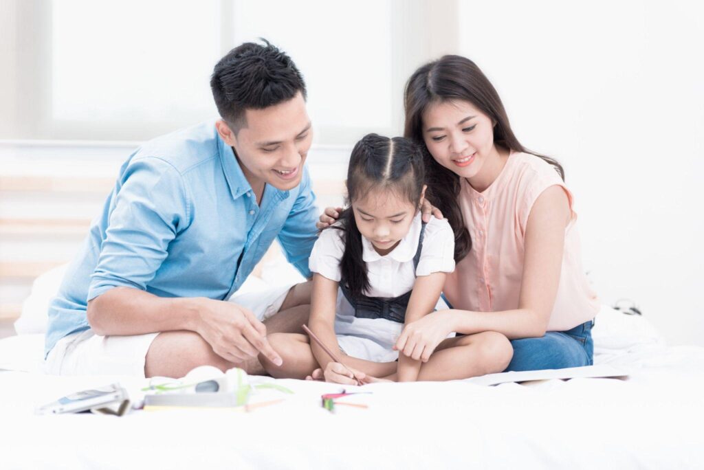 【子女免稅額2026】26/27年度起上調至$14萬！申請條件、年齡上限一覽