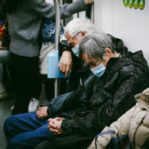 老人肺炎：成因、症狀、預防與護理全攻略