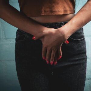 巴氏腺囊腫袋形縫合術費用幾錢？自願醫保包唔包？